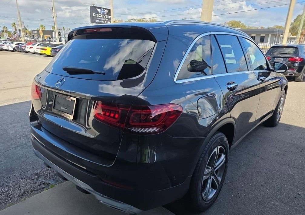 Used 2021 Mercedes-Benz GLC 300 image 3