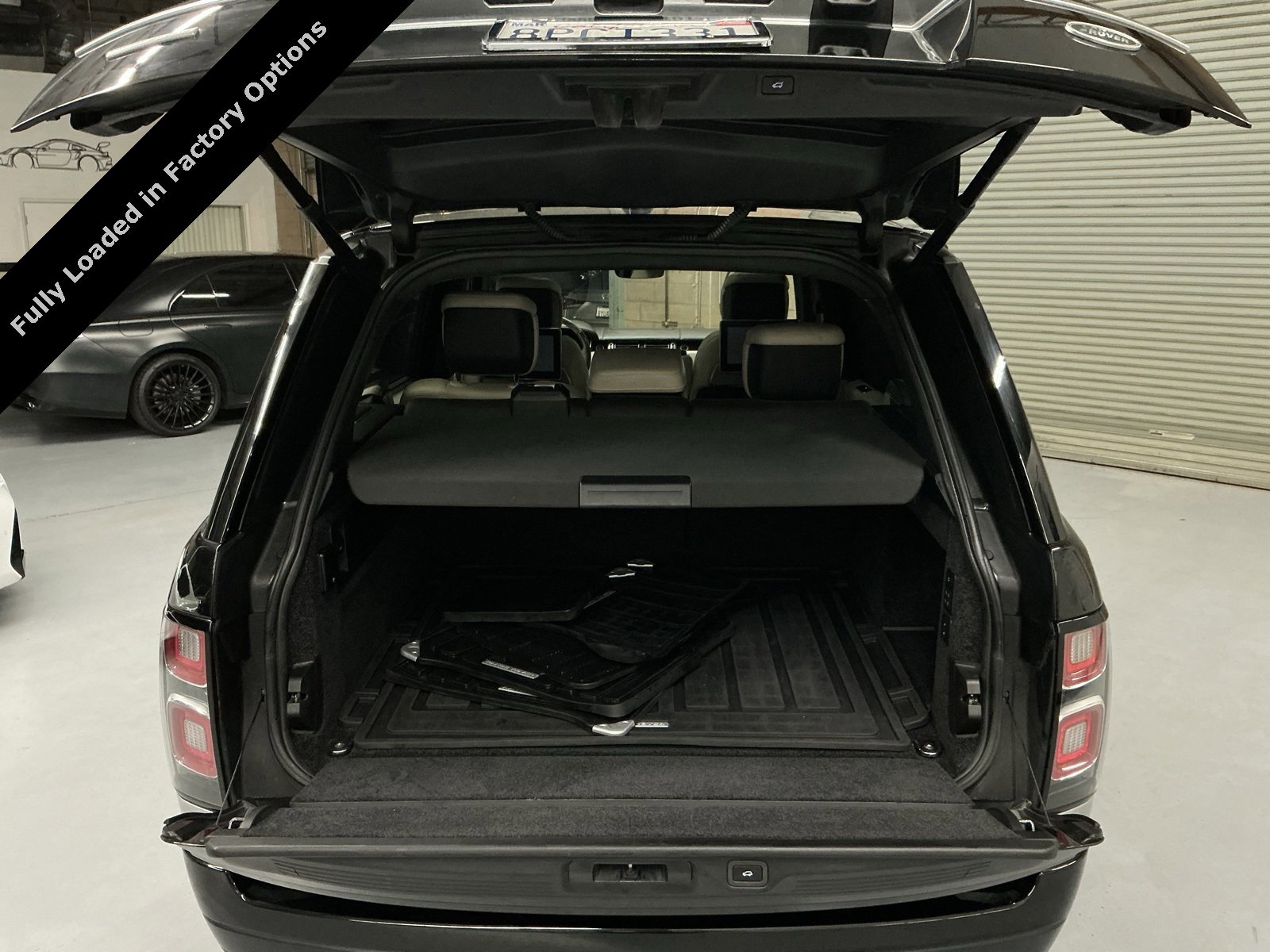 Used 2019 Land Rover Range Rover Long Wheelbase Autobiography image 16