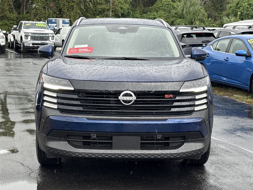 Certified 2025 Nissan Kicks SR image 3