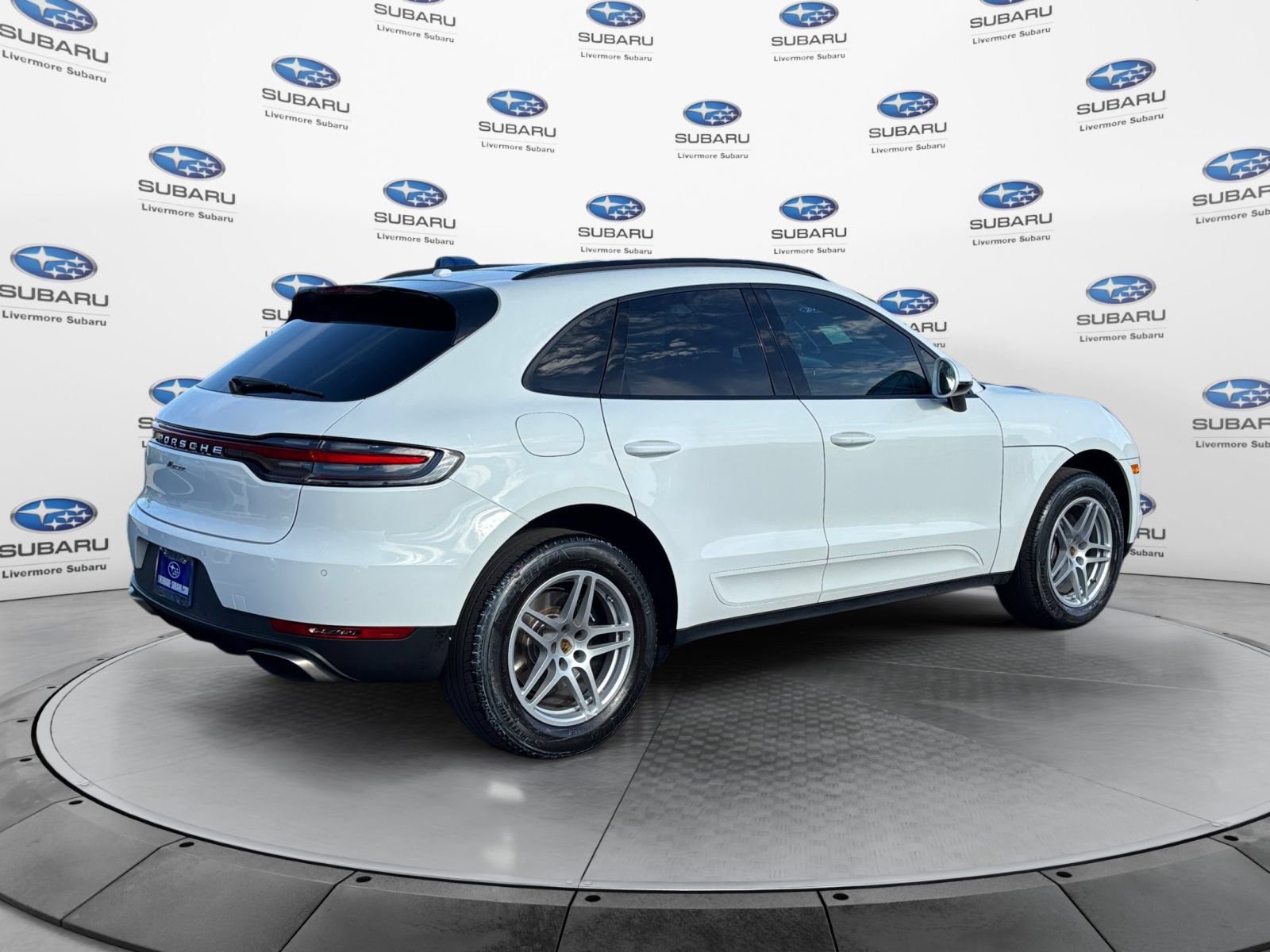 Used 2021 Porsche Macan AWD/4WD image 5