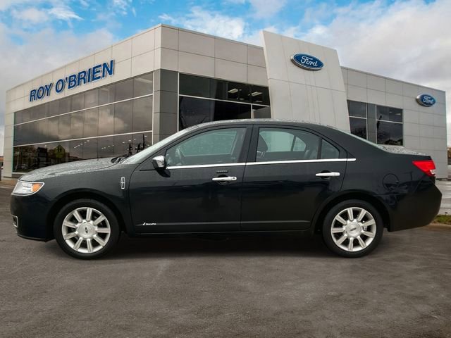 Used 2011 Lincoln MKZ image 2
