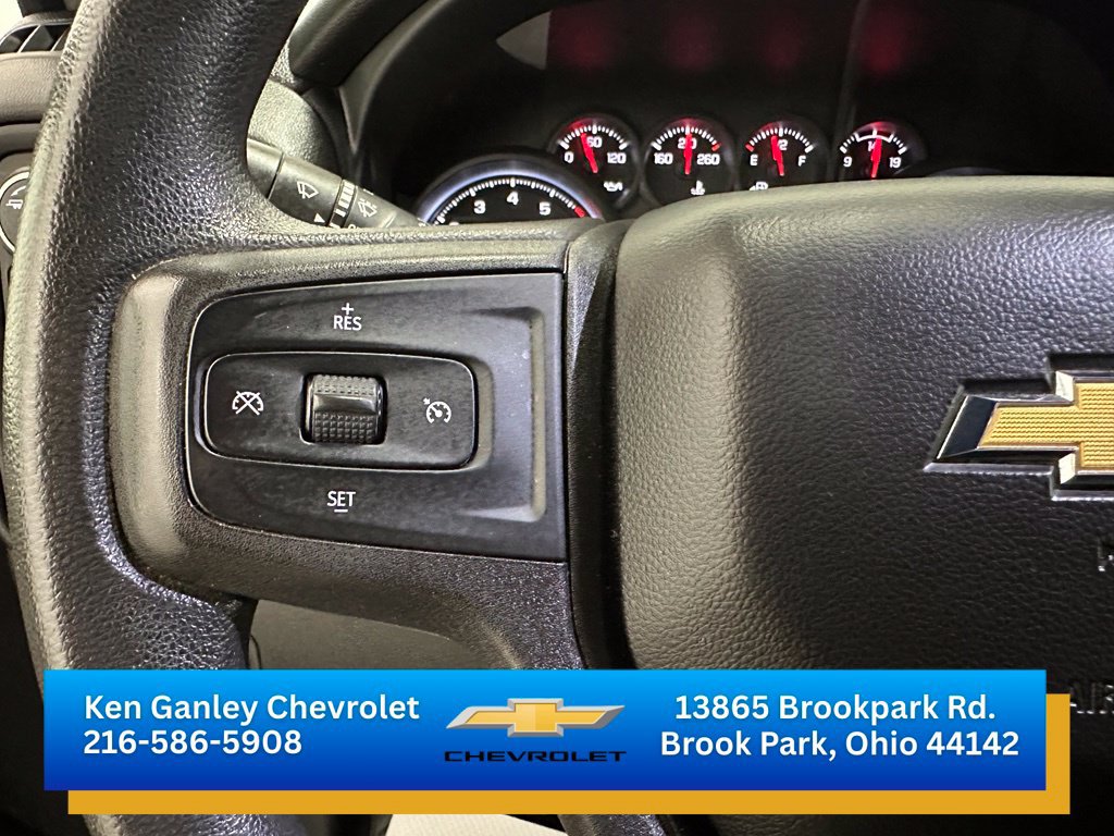 Certified 2022 Chevrolet Silverado 2500 Custom w/ Custom Value Package AWD/4WD image 15