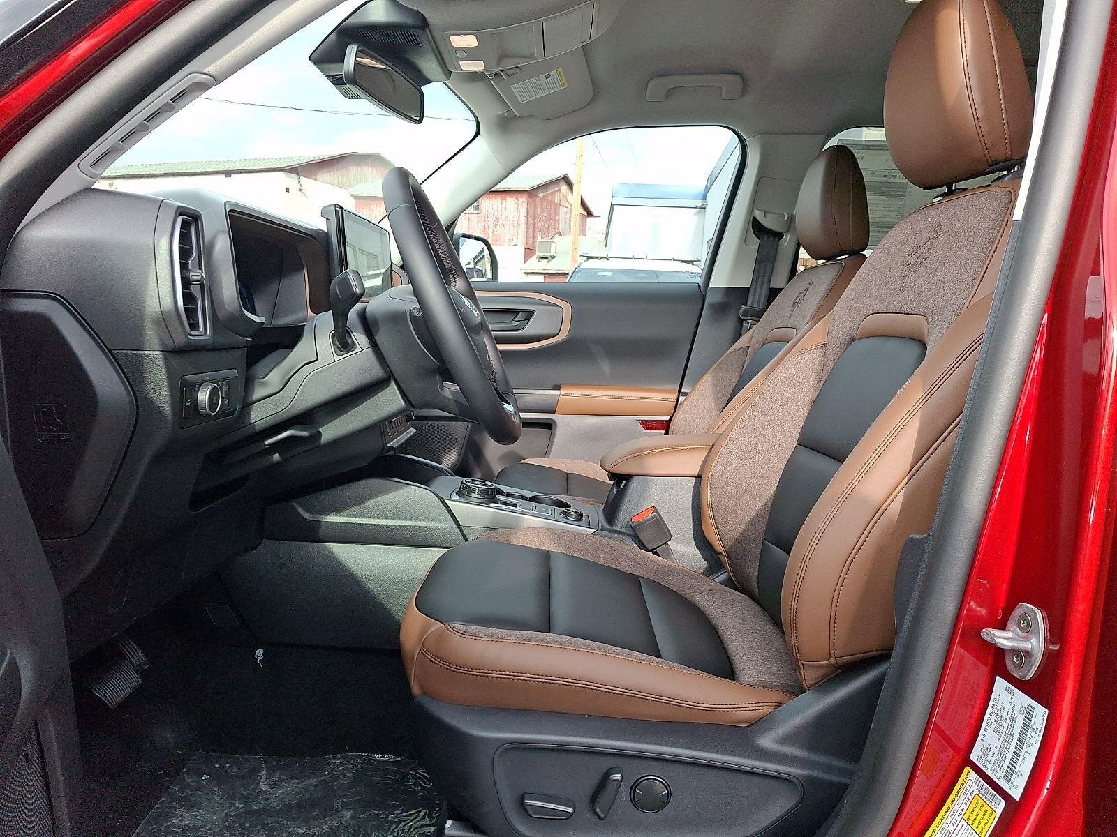 New 2025 Ford Bronco Sport Outer Banks w/ Outer Banks Tech Package+ AWD/4WD image 9