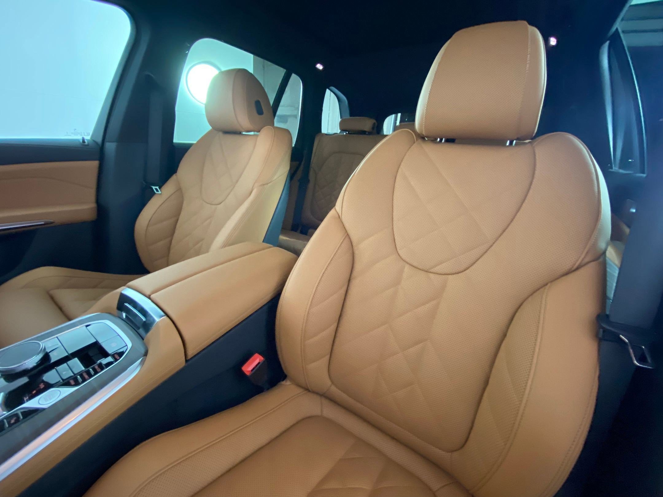 Used 2026 BMW X5 sDrive40i w/ Premium Package image 22