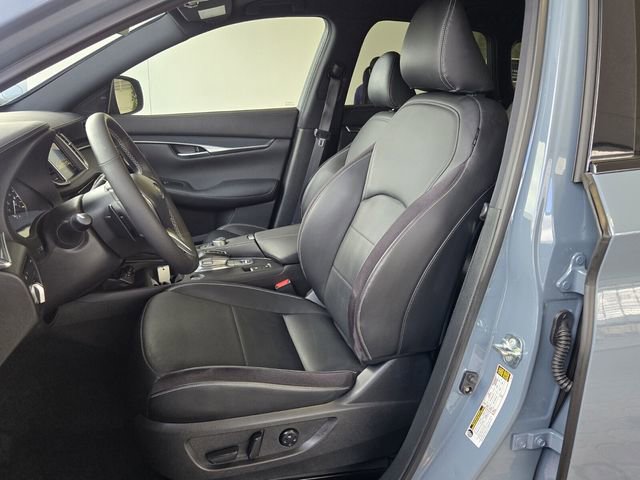 Used 2023 INFINITI QX50 Sport image 13