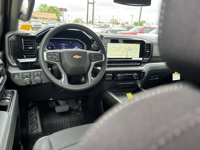 New 2026 Chevrolet Silverado 3500 LT w/ Convenience Package AWD/4WD image 15