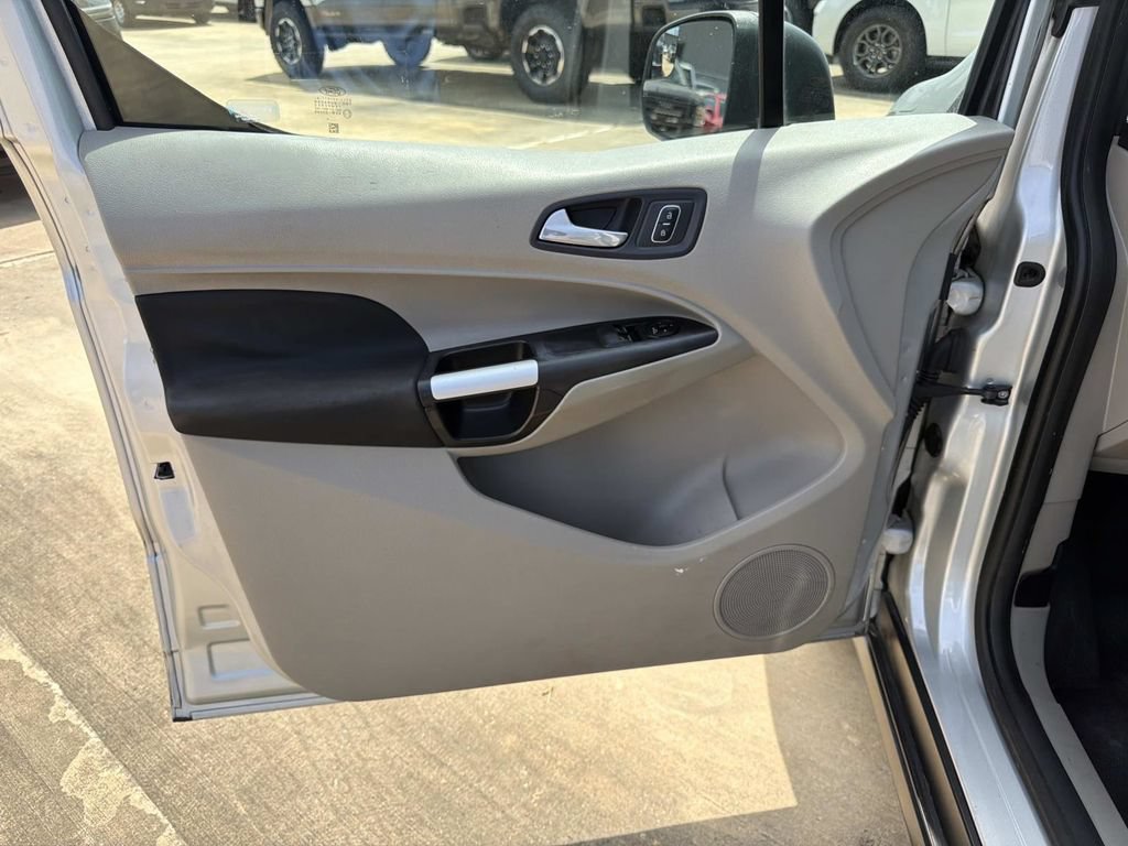 Used 2020 Ford Transit Connect XLT w/ Trailer Tow Package FWD image 19