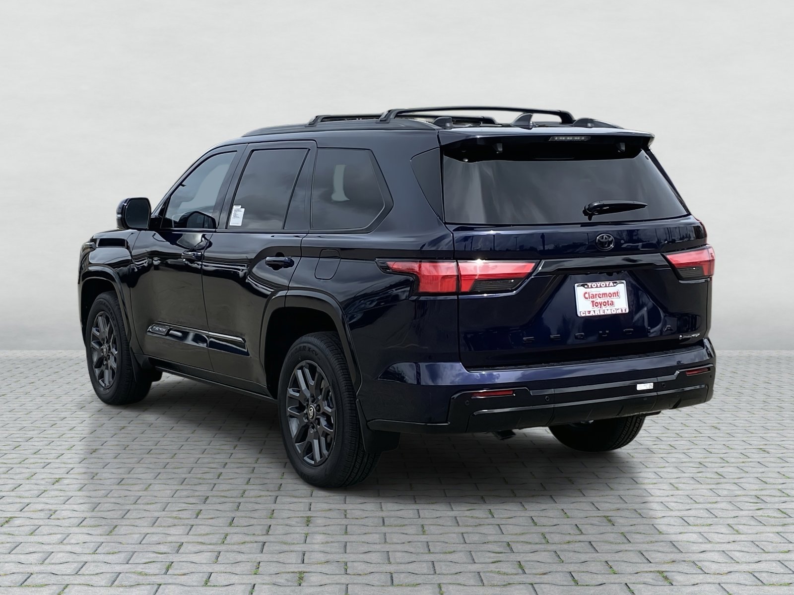 New 2026 Toyota Sequoia Platinum AWD/4WD image 2