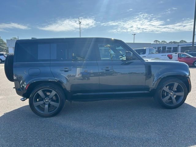 Used 2025 Land Rover Defender 110 V8 image 8