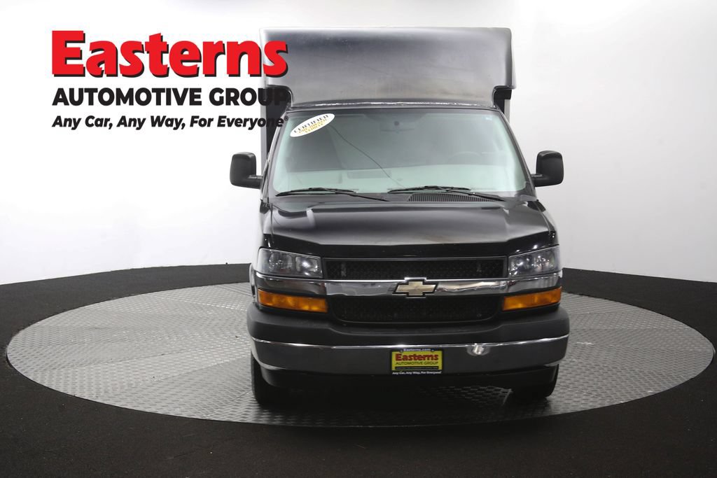 Used 2017 Chevrolet Express 3500 RWD image 49
