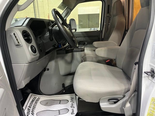 Used 2019 Ford E-350 and Econoline 350 Super Duty w/ Power Windows & Locks Group image 9