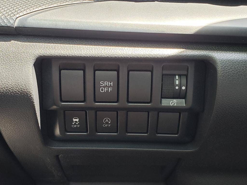 Used 2024 Subaru Forester w/ Popular Package #2A AWD/4WD image 19