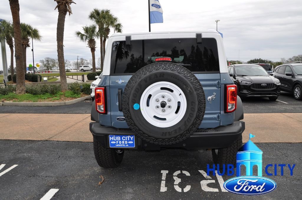 New 2025 Ford Bronco Heritage Edition image 4