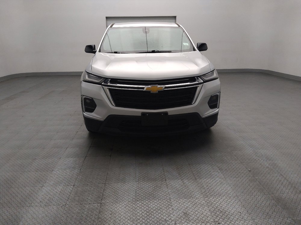 Used 2022 Chevrolet Traverse LS FWD image 14