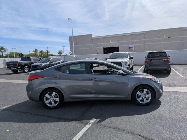 Used 2013 Hyundai Elantra GLS w/ Preferred Pkg FWD image 4