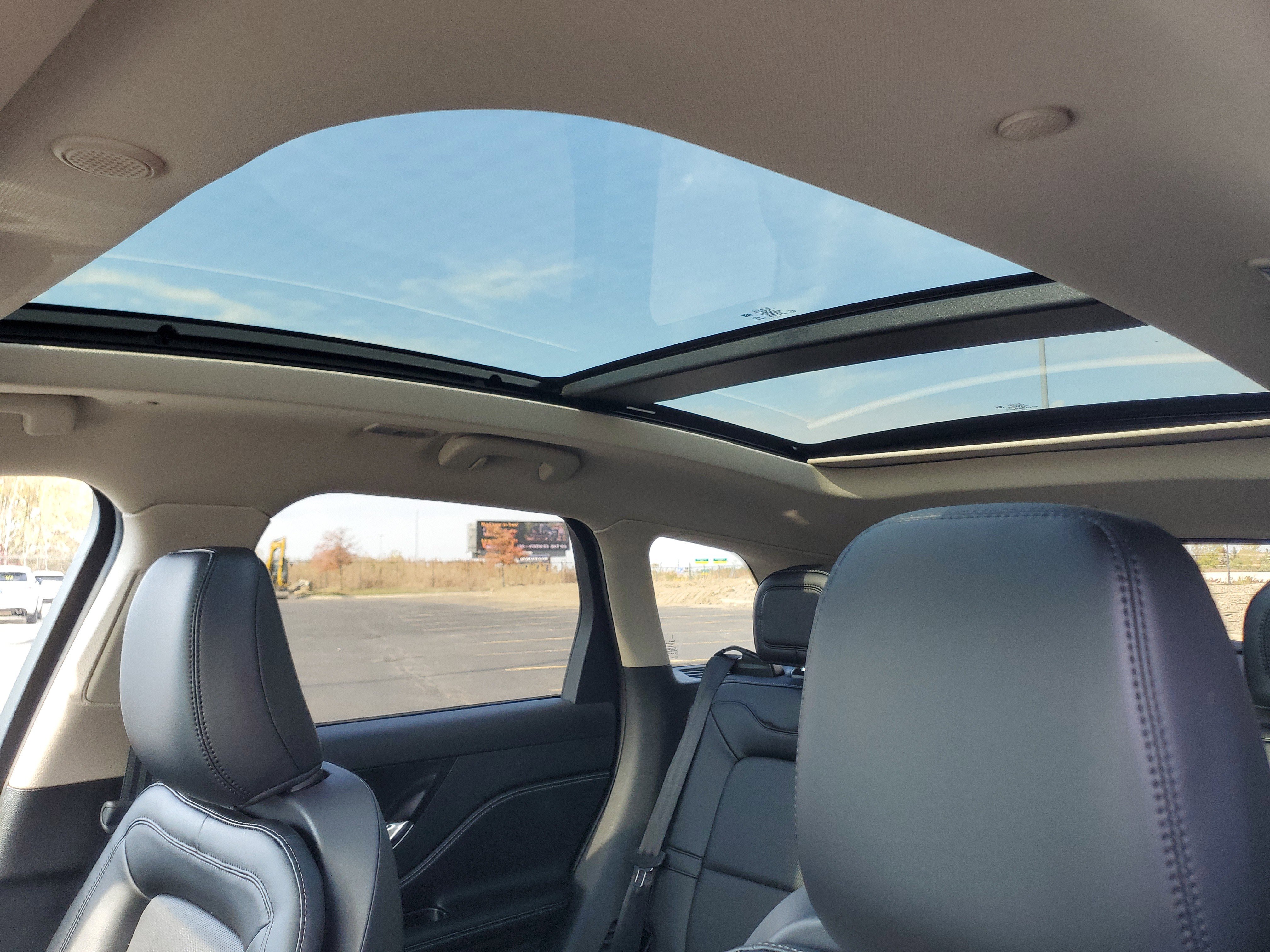 New 2026 Lincoln Corsair Reserve w/ Jet Appearance Package image 11