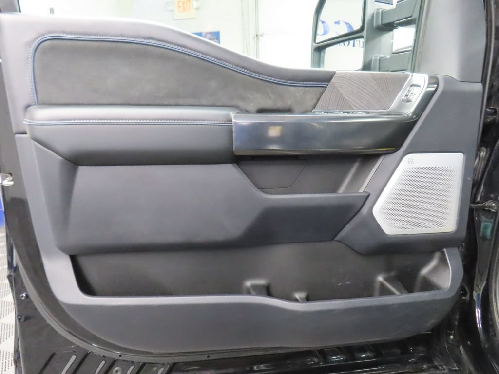 Used 2025 Ford F450 Platinum AWD/4WD image 75
