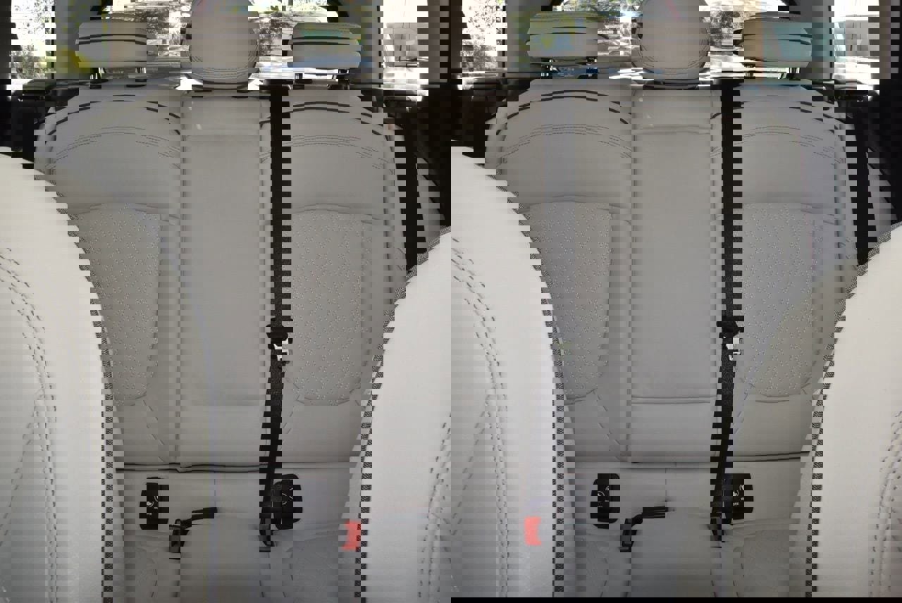 Used 2024 MINI Cooper Clubman S w/ Signature Upholstery Package image 20