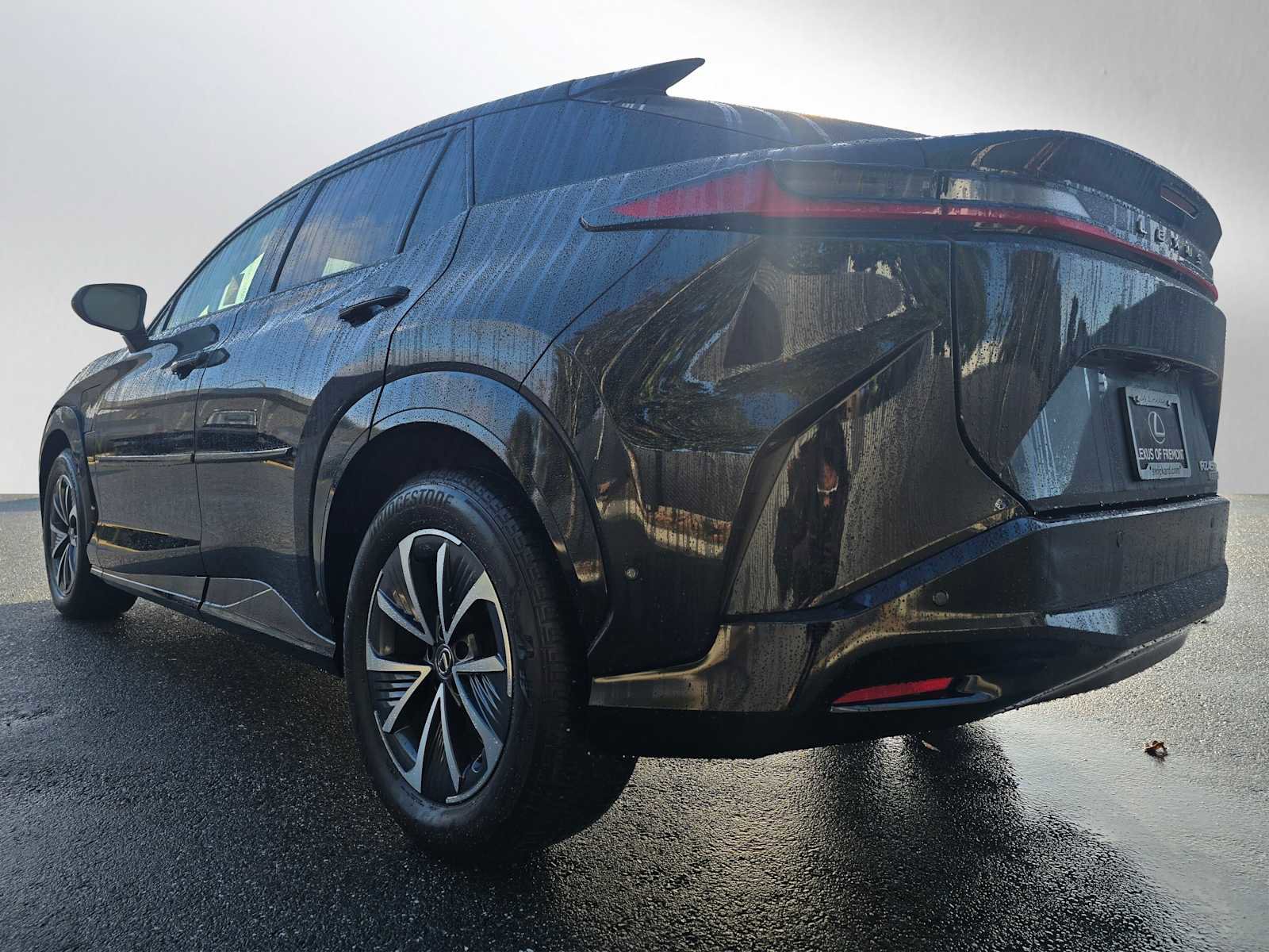 Used 2023 Lexus RZ 450e Premium image 5