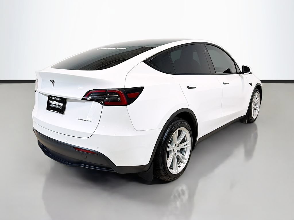 Used 2021 Tesla Model Y Long Range AWD/4WD image 8