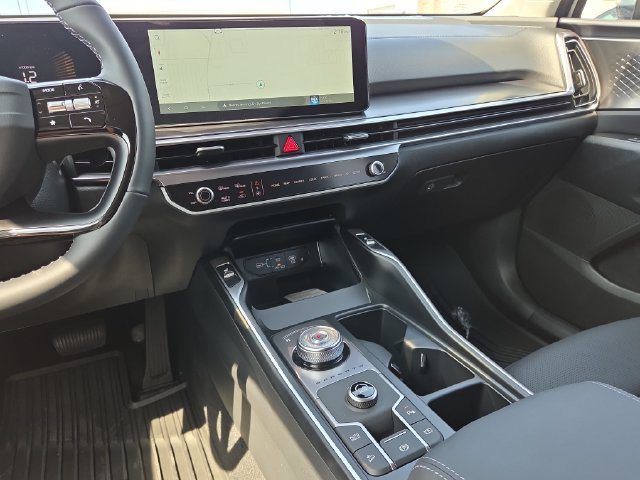 New 2026 Kia Sorento EX FWD image 13