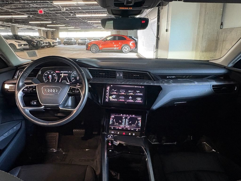 Used 2024 Audi Q8 e-tron Premium AWD/4WD image 16