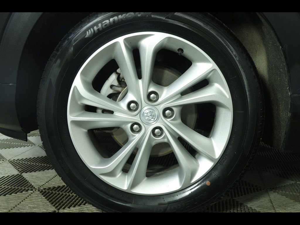 Used 2022 Buick Encore GX Preferred w/ Cold Weather Comfort Package image 11