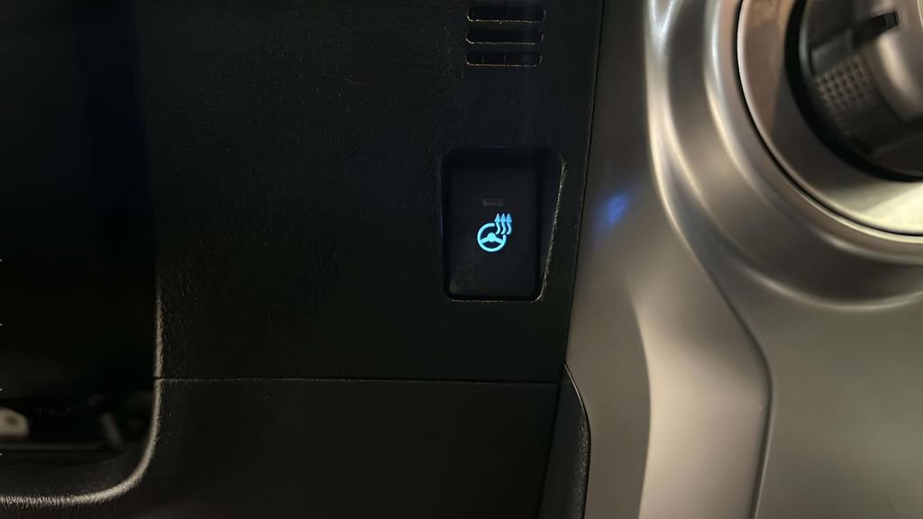 Used 2023 Toyota 4Runner Limited image 33