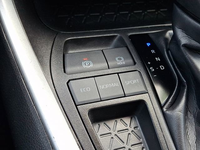 Certified 2024 Toyota RAV4 XLE image 22