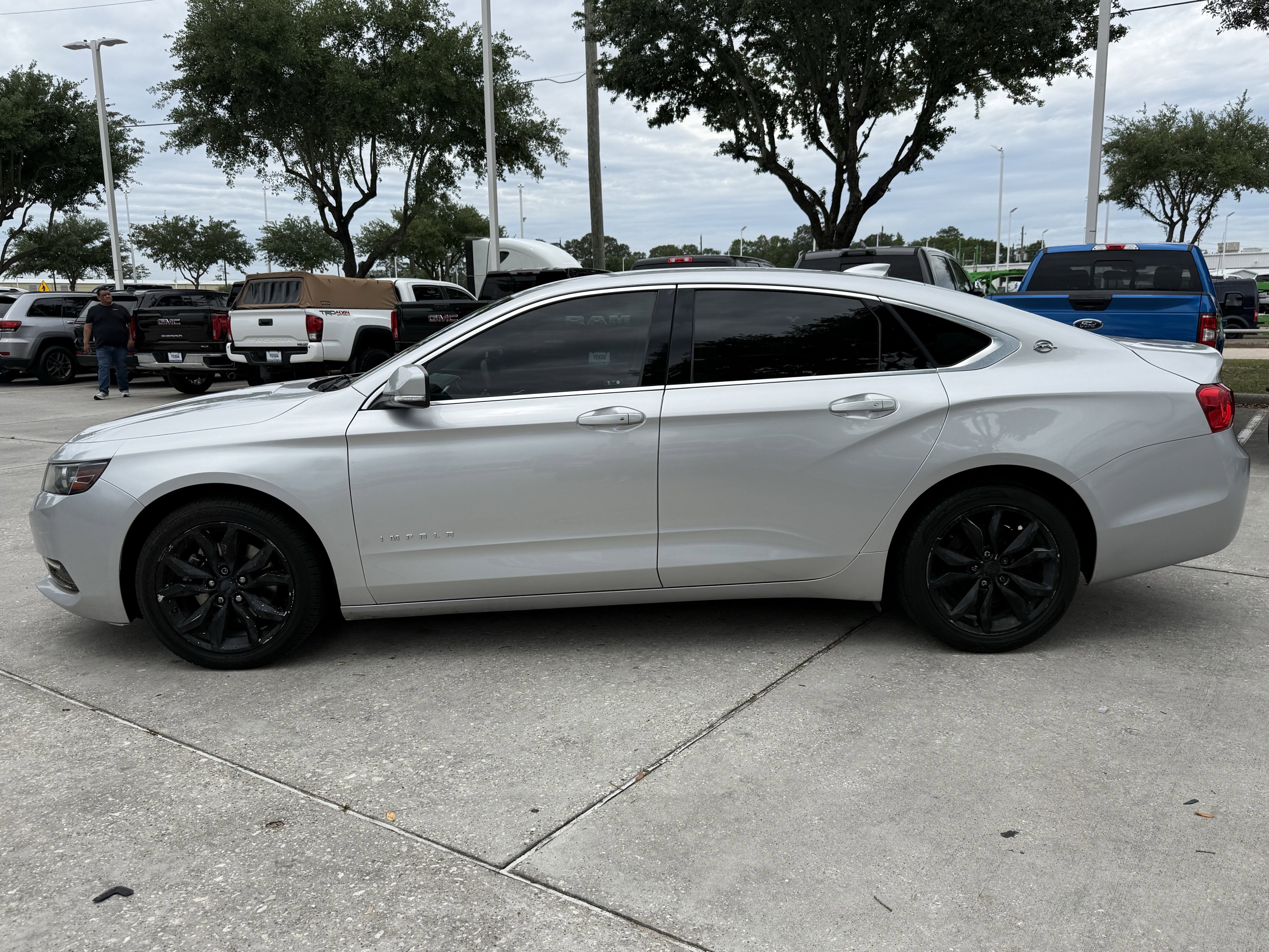 Used 2019 Chevrolet Impala LT image 8