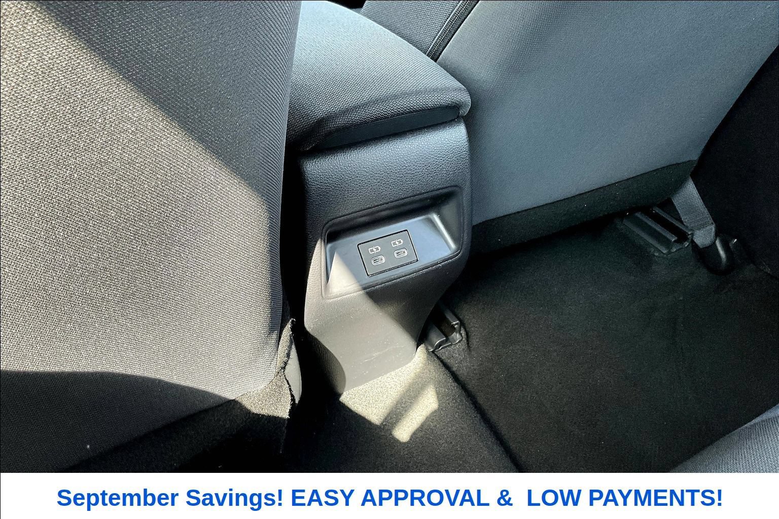 Used 2025 Toyota Corolla LE FWD image 9