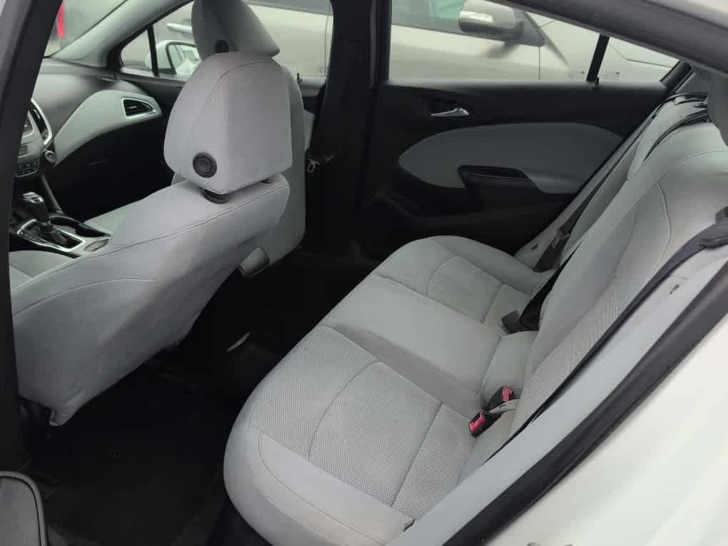 Used 2019 Chevrolet Cruze LS image 6