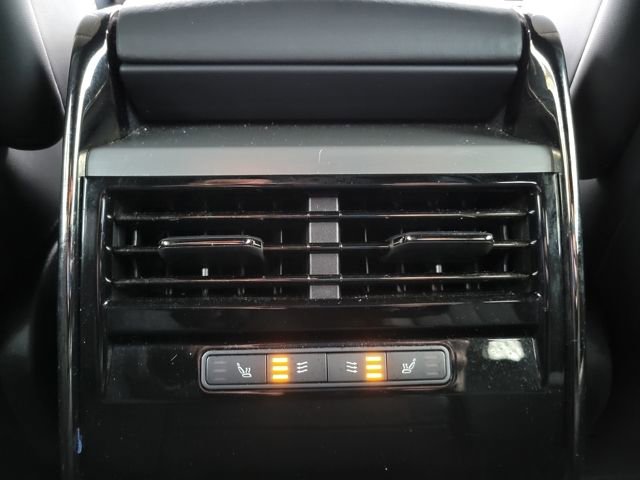 Used 2025 Land Rover Range Rover Sport SE image 16