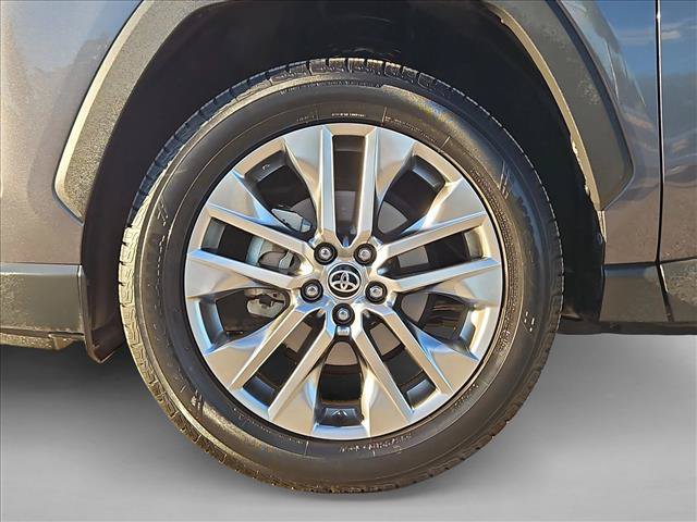 Used 2021 Toyota RAV4 Limited FWD image 26