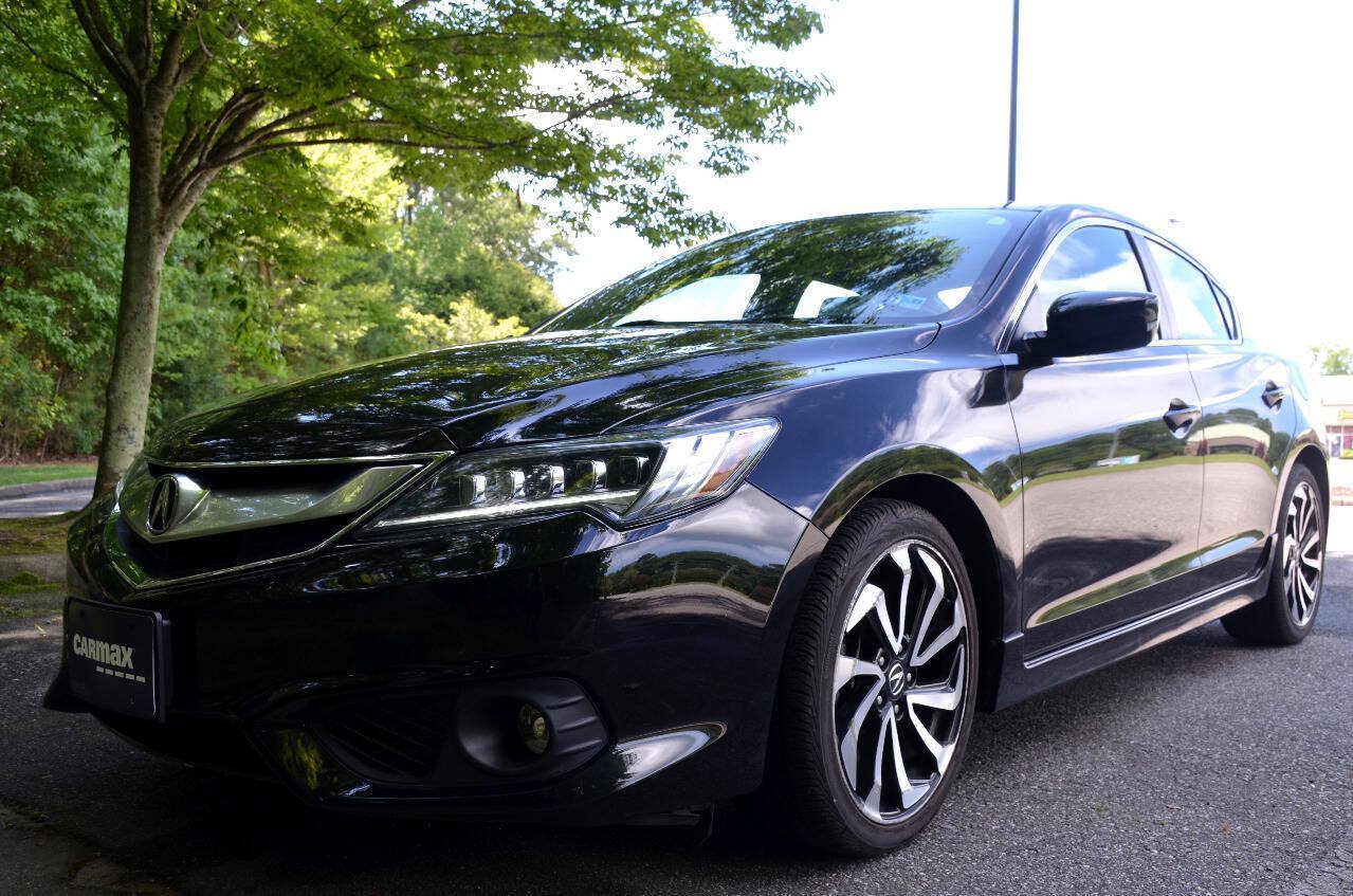 Used 2016 Acura ILX w/ Technology & A-SPEC Package FWD image 2