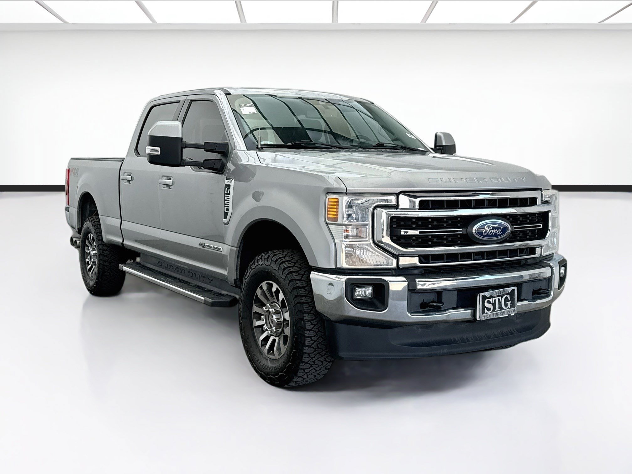 Used 2020 Ford F250 Lariat w/ Lariat Value Package AWD/4WD image 3