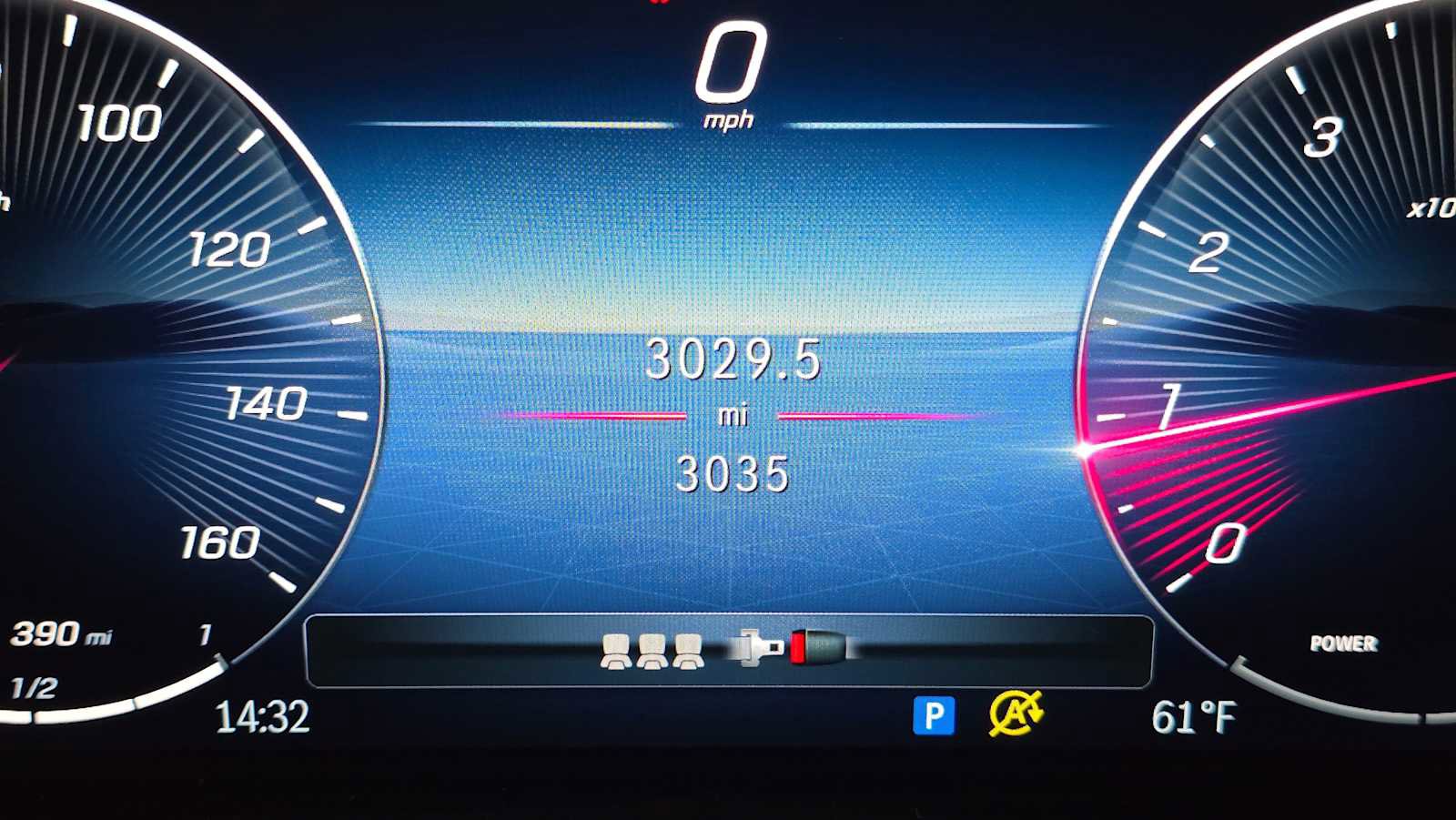 Certified 2025 Mercedes-Benz GLB 250 4MATIC image 28