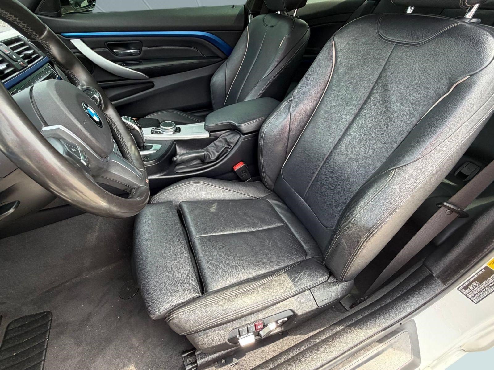 Used 2020 BMW 430i Coupe w/ M Sport Package RWD image 5