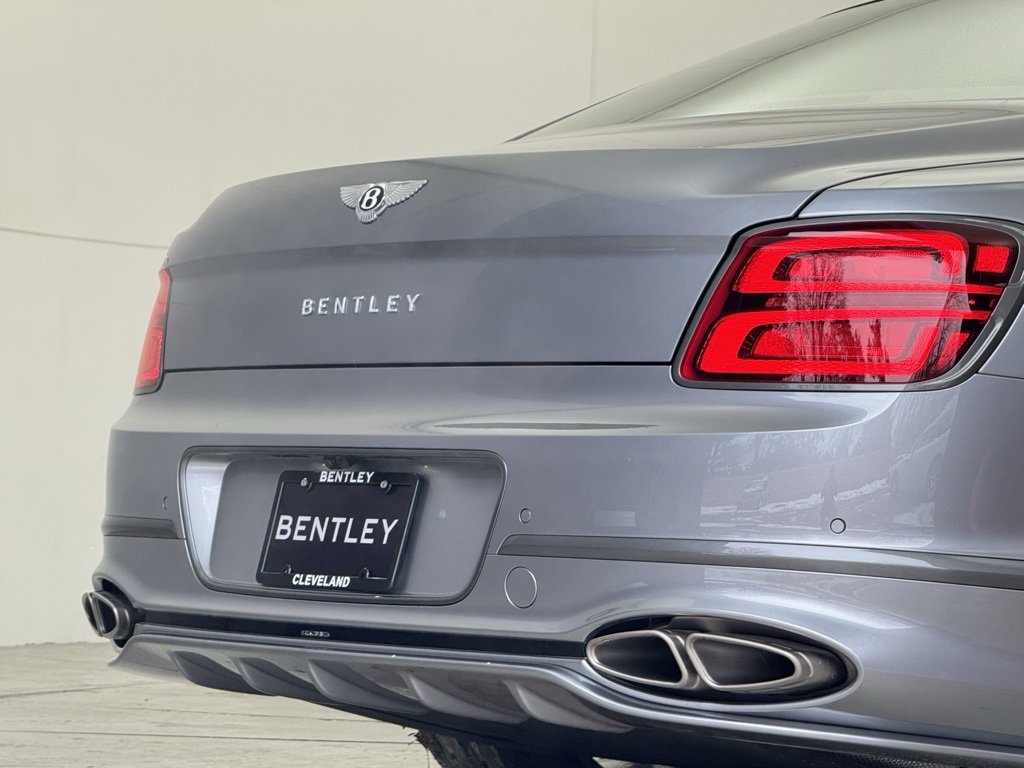 New 2026 Bentley Flying Spur Plug-In Hybrid image 64