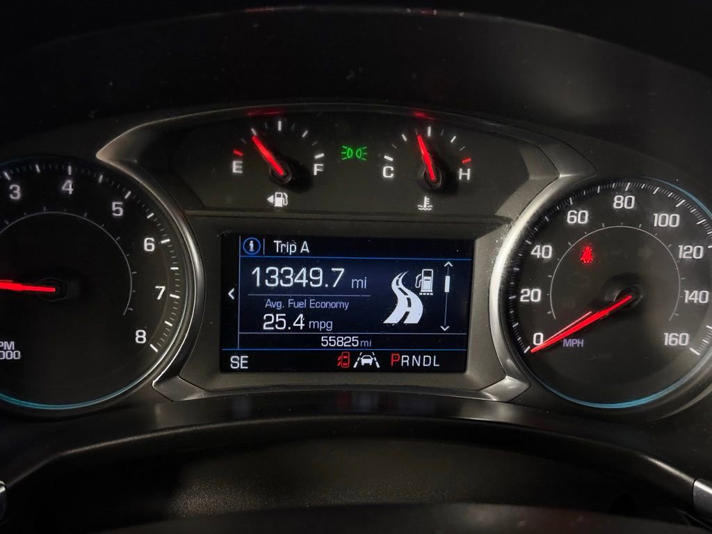 Used 2021 Chevrolet Equinox LT FWD image 18
