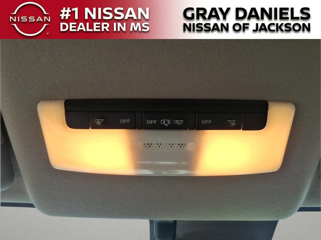 New 2025 Nissan Versa SV w/ Trunk Package FWD image 21
