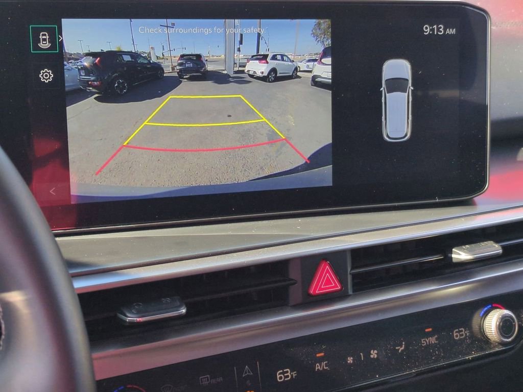 Certified 2025 Kia Sorento S image 15