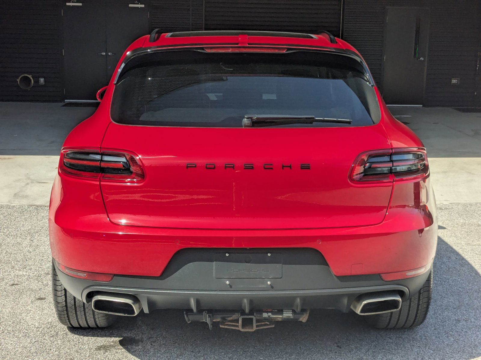 Used 2018 Porsche Macan image 10