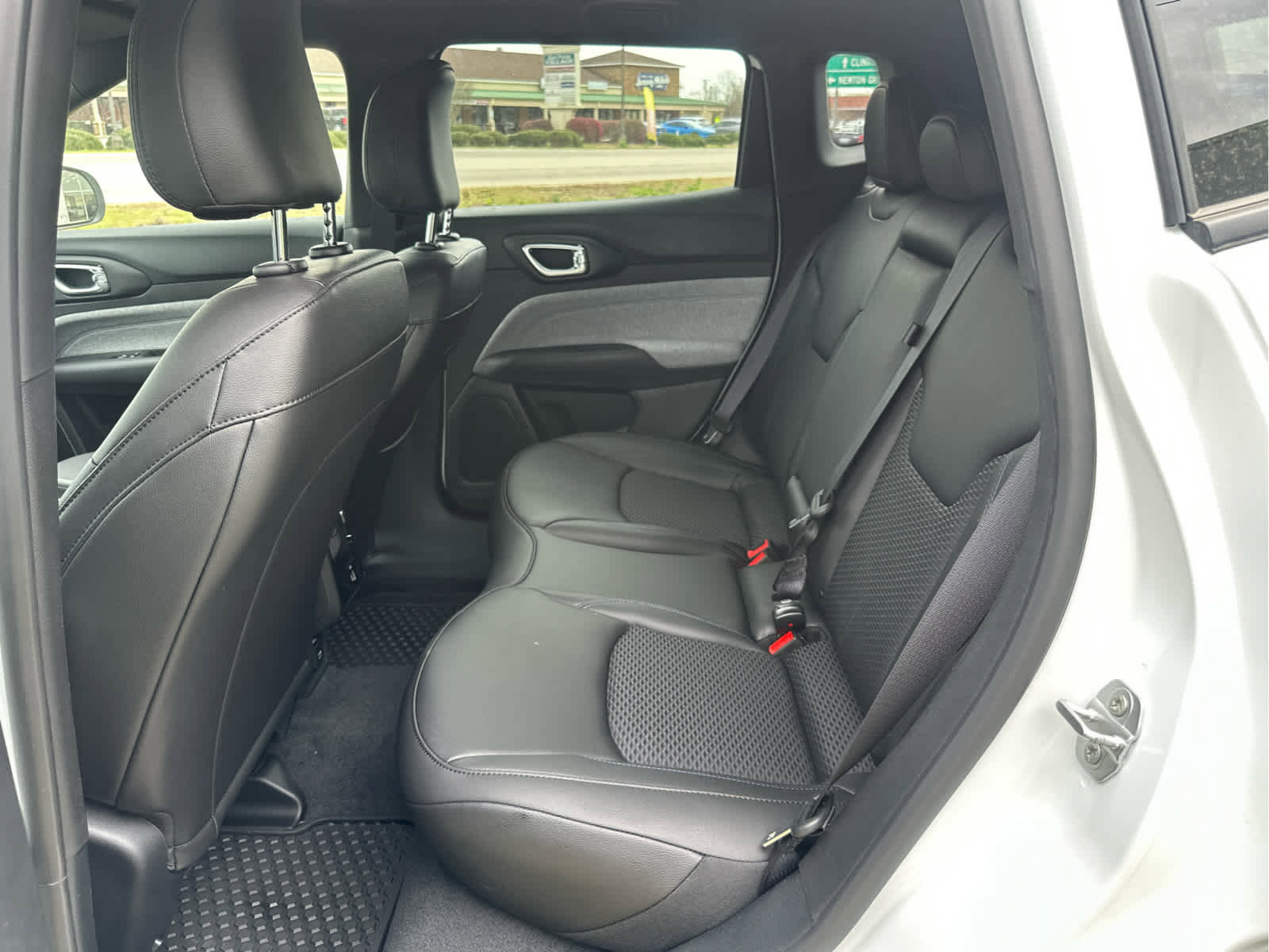 New 2025 Jeep Compass Latitude w/ Convenience Group image 50