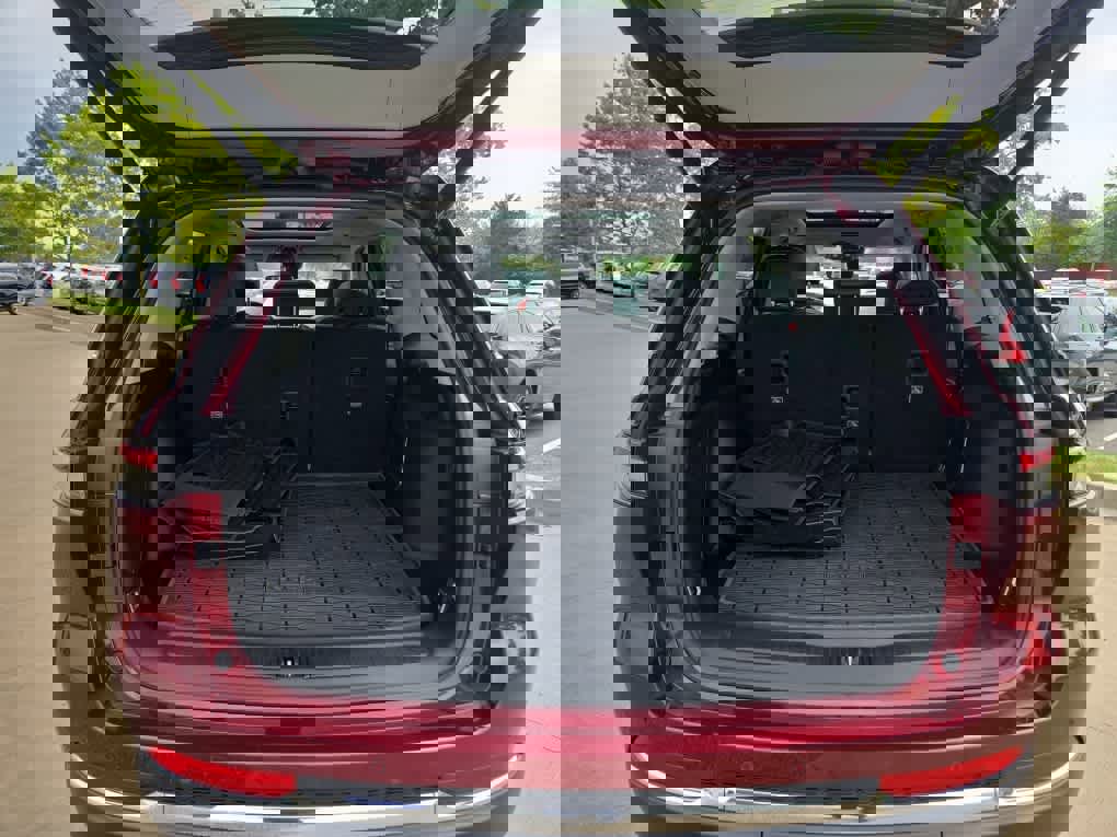 Used 2023 Jeep Grand Cherokee 4WD 4xe image 19