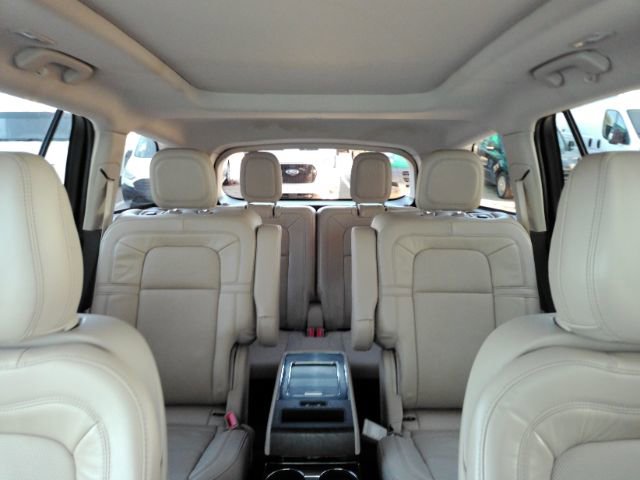 Used 2020 Lincoln Aviator Reserve w/ Equipment Group 201A image 37