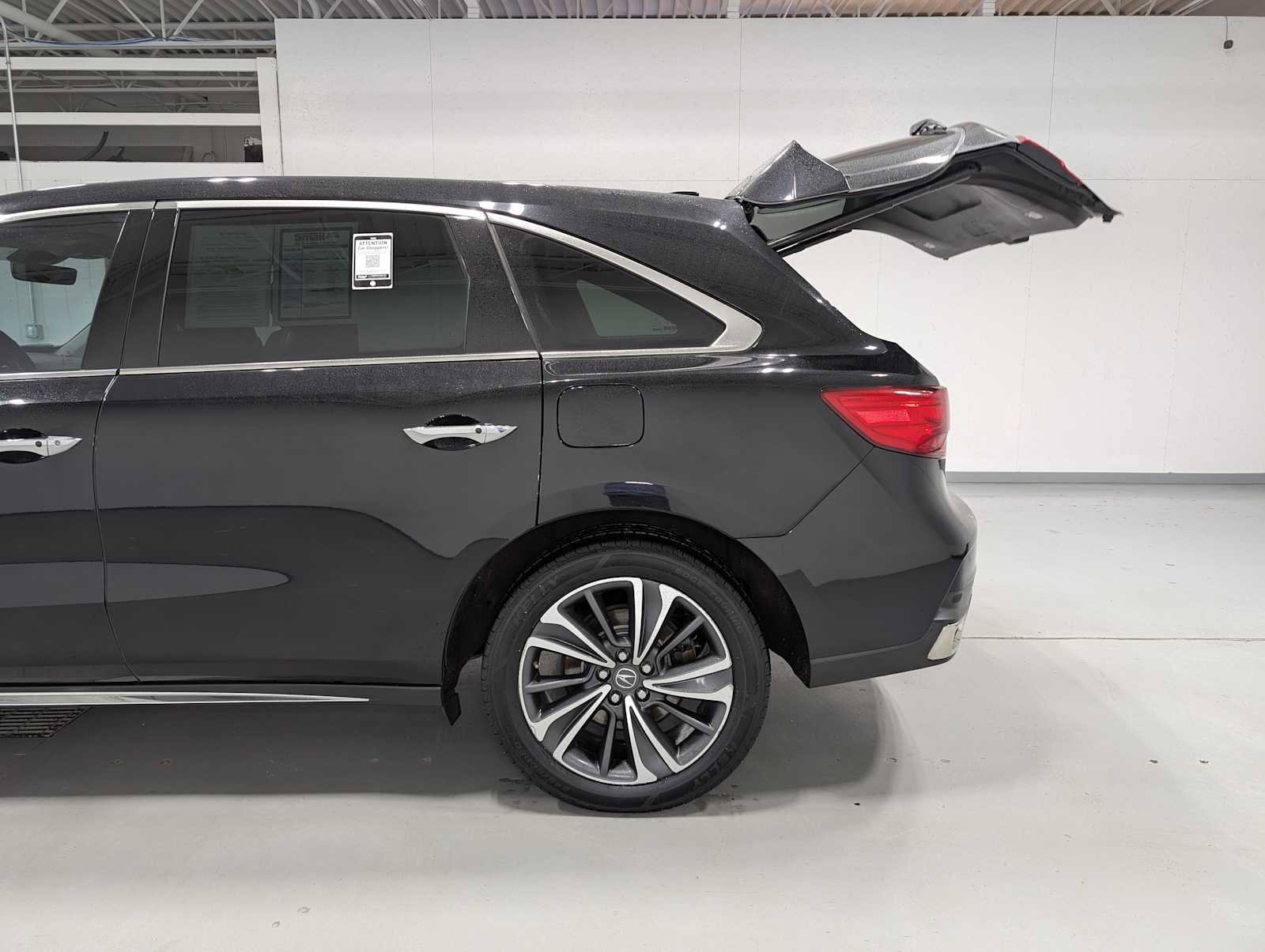 Used 2020 Acura MDX SH-AWD w/ Technology Package image 11