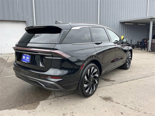 Used 2024 Lincoln Nautilus Black Label w/ Jet Appearance Package (87T) image 3