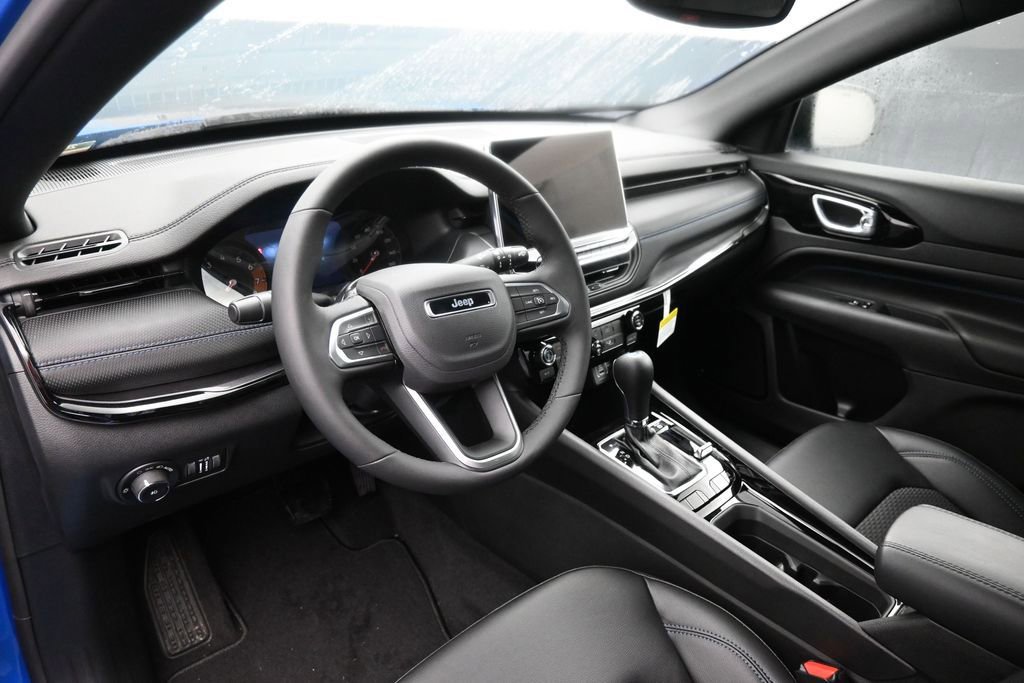 New 2026 Jeep Compass Latitude AWD/4WD image 10