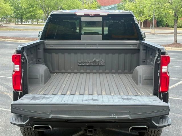 Used 2021 Chevrolet Silverado 1500 High Country w/ Technology Package AWD/4WD image 17